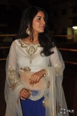 Isha Talwar at Raja Cheyyi Vesthe Movie Audio Launch